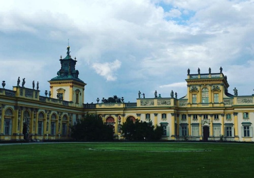 Impreza techno na dziedzińcu Pałacu w Wilanowie pomoże go utrzymać? Dyrektor stawia sprawę jasno