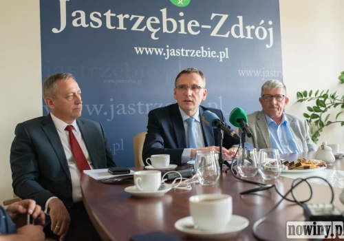 Kwestia szkolnictwa oraz MZK. Co ciekawego przedstawiono na konferencji w Jastrzębiu?