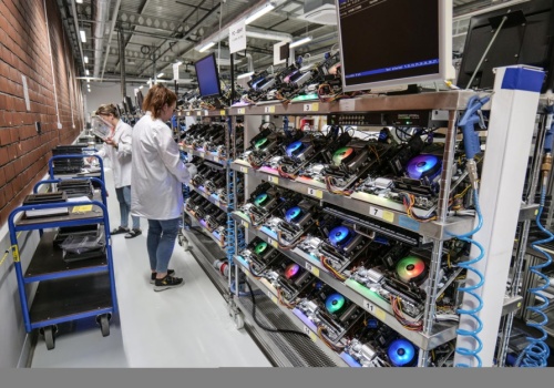 Polski, rodzinny biznes rzucił rękawicę gigantom technologicznym. Odkrywamy kulisy firmy