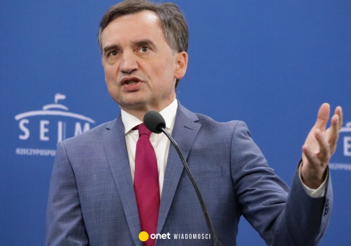 Gdzie są pistolety Zbigniewa Ziobry? Policja zajmuje się sprawą