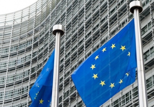 Źródła w Brukseli: Zgoda KE na umowę z programu SAFE dla Polski