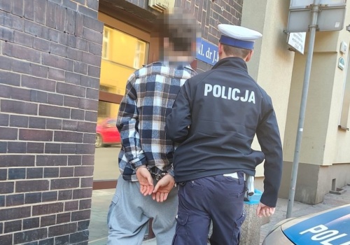 Tarnowskie Góry: Wpadł na hulajnodze z plecakiem narkotyków