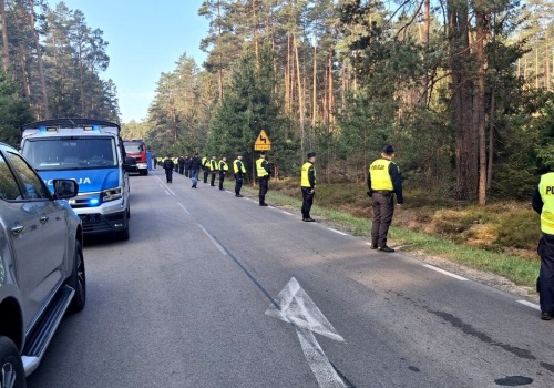 Katastrofa samolotu gaśniczego podczas gaszenie pożaru w powiecie biłgorajskim. Policja zabezpiecza teren zdarzenia