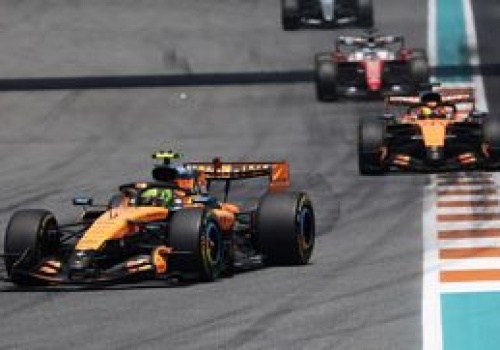V8 wróci do Formuły 1. Na zmianę chwilę jeszcze poczekamy