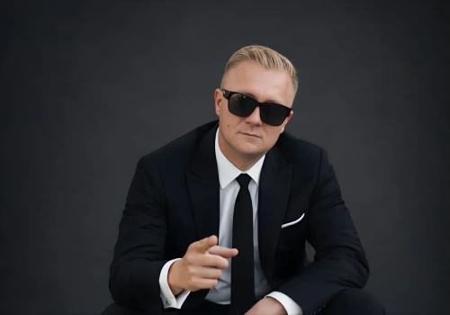 Szymon Jankowski idzie jak burza! Tysiące odsłon na YouTube i nowy hit już w maju