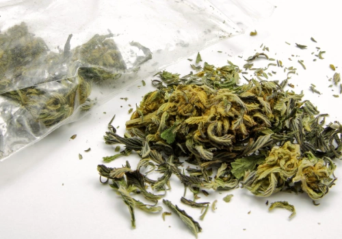 Przechwycona marihuana: paczki i zatrzymania w kraju