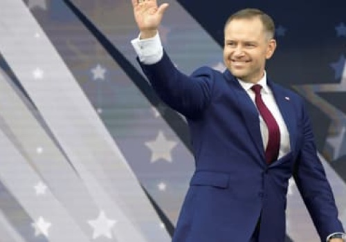 Nawrocki ucieka przed Tuskiem. Chce kryptoustawy
