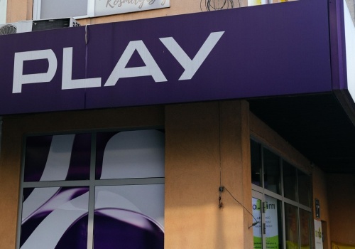 Problemy z siecią Play. Użytkownicy nie mogą korzystać z internetu
