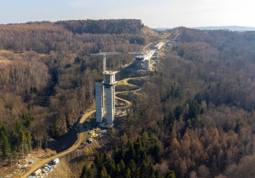 Dlaczego S19 łapie poślizg? Drogowcy odpierają spekulacje i pokazują twarde dane