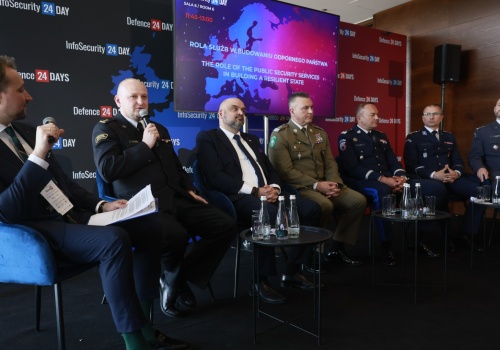 Od nowoczesnego sprzętu po obywatelską czujność. Służby o budowaniu odpornego państwa