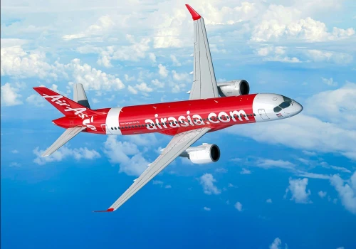AirAsia z ogromnym zamówieniem na 150 airbusów A220-300