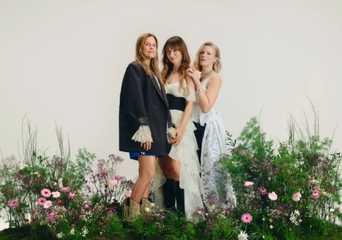 Babie Lato 2026. Natalia Grosiak, BELA i Kathia w utworze „Dwa Słońca”!
