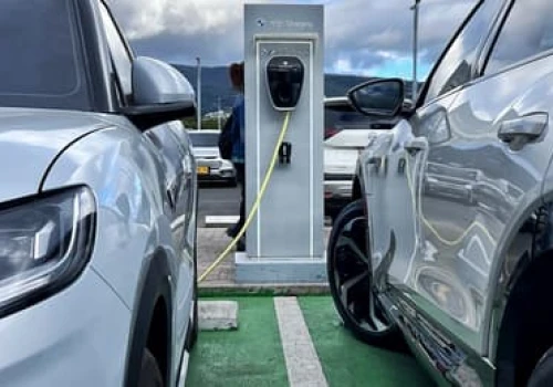 Kryzys, który zmieni transport na zawsze? Wojna w Iranie napędziła boom na auta elektryczne