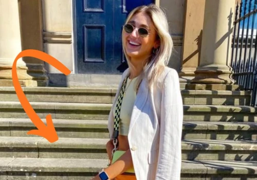 Te jeansy dzielą kobiety. Jedne je kochają, inne nawet nie chcą ich przymierzyć
