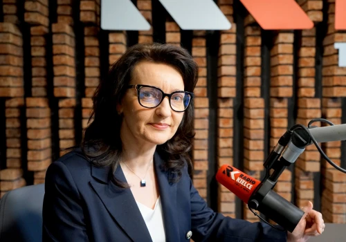 Marzena Okła-Drewnowicz: senior powinien otrzymać wsparcie pod własnym dachem