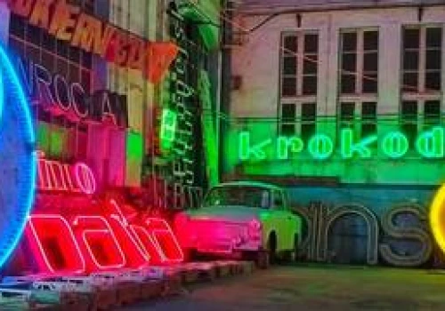 Galeria Neonów pokaże niedostępne na co dzień eksponaty. 