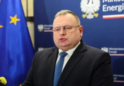 Kulisy awantury ministra Zmarzłego. Nowe informacje. 