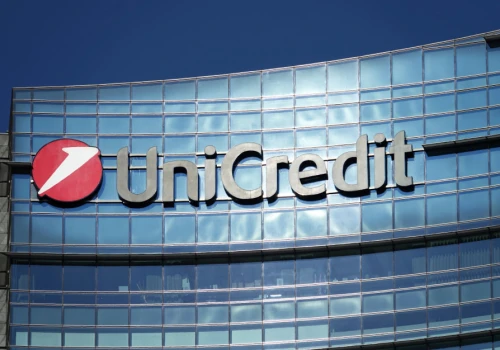 UniCredit sprzeda część swoich rosyjskich aktywów inwestorowi z Bliskiego Wschodu