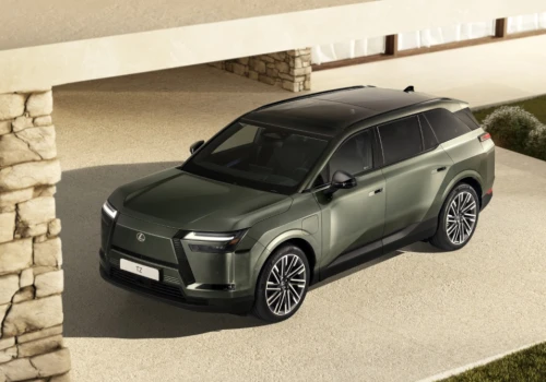 Japończycy pokazali nowego giganta. Lexus TZ może kosztować fortunę