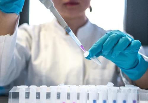 AstraZeneca zwiększa inwestycje w Polsce. Nakłady na badania i rozwój wzrosły do 800 mln zł