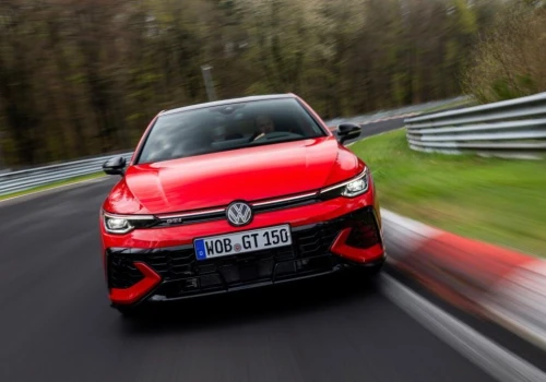 Golf GTI Edition 50 odzyskuje koronę Nürburgringu. Honda traci koronę o ułamek sekundy