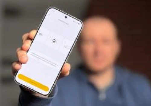 Pora odinstalować klawiaturę z telefonu. Essential Voice wymiata