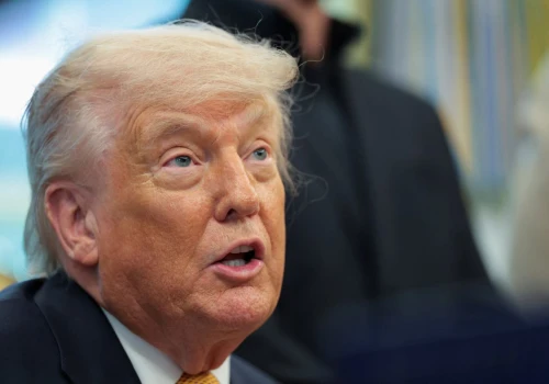 Nocne negocjacje w UE. Europa wciąż bez umowy handlowej z USA. Trump grozi podniesieniem ceł