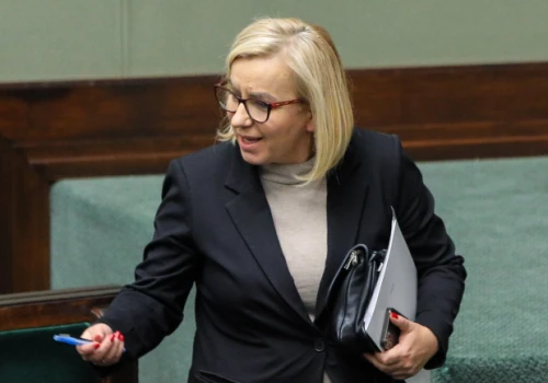 Hennig-Kloska: „Proponowane przez prezydenta referendum nie zmieni polityki klimatycznej UE”. Wniosek „trafi do kosza”?