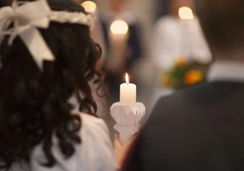 Ile włożyć do koperty na Pierwszą Komunię? Tak nie wyjdziesz na skąpca