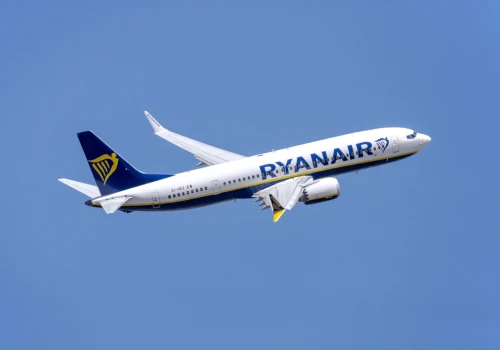 Ryanair alarmuje: pijani pasażerowie terroryzują loty. O’Leary żąda ostrych zakazów