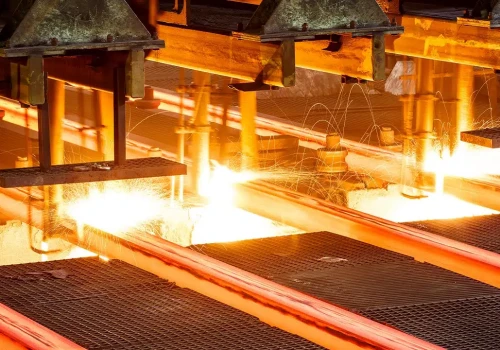 Stalowe restrykcje: rząd wprowadza 82% cła na import stali z Chin