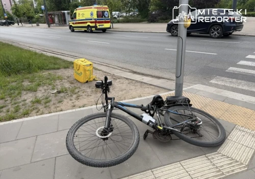 16-latek z Ukrainy, z plecakiem dostawcy jedzenia, potrącony przez auto, trafił do szpitala