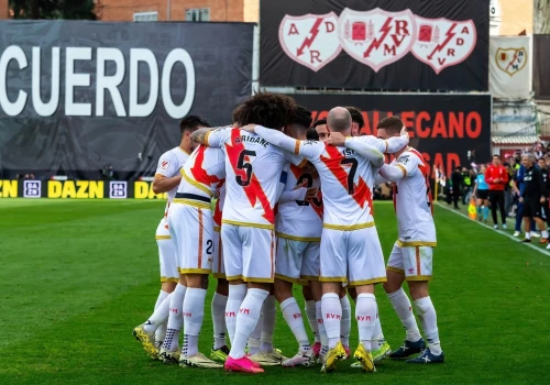 Rayo Vallecano dotarło do finału Conference League z epickim finałem: Hiszpania zdobywa piąte miejsce w Lidze Mistrzów
