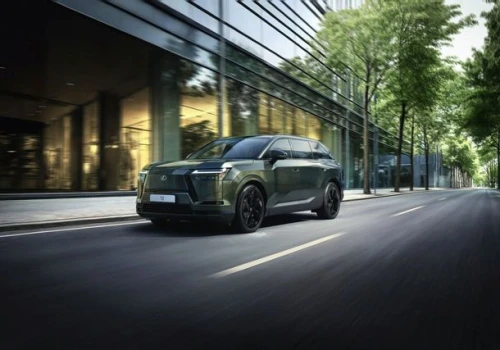 Elektryczny Lexus TZ pokazany światu. To ma być najbardziej komfortowy SUV marki