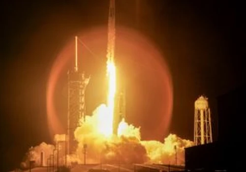 Falcon 9 już nie lata tak często. SpaceX skupia się na Starshipie