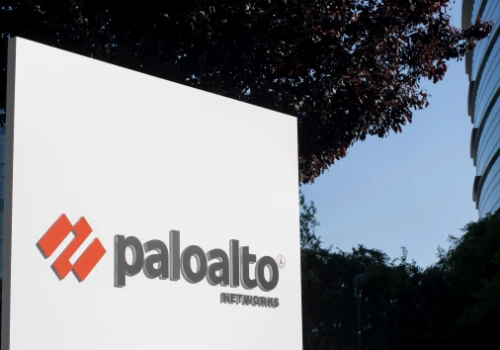 Palo Alto przejmie Portkey