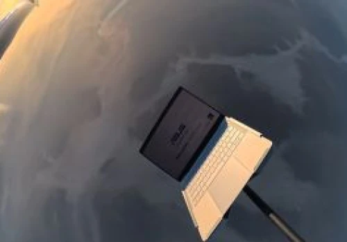 Wysłali laptopa do strefy śmierci. ASUS wpadł na zwariowany pomysł