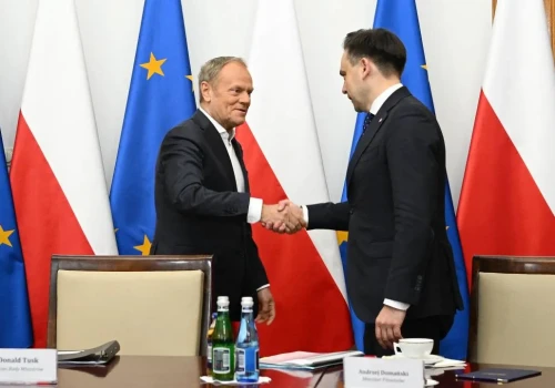 Domański podpisze dziś SAFE. Ale wciąż nie wie... na jaki procent