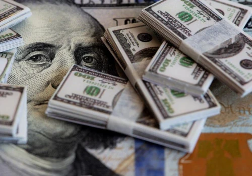 Kurs euro zaatakował wsparcie. Wciąż brak rynkowego rozstrzygnięcia