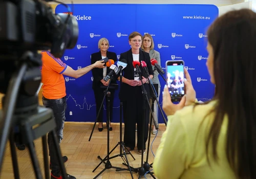 Remont zamiast czekania. Miasto szuka chętnych na 11 pustostanów