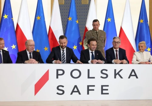 Domański: oprocentowanie pożyczki SAFE nieznane. Umowa została podpisana