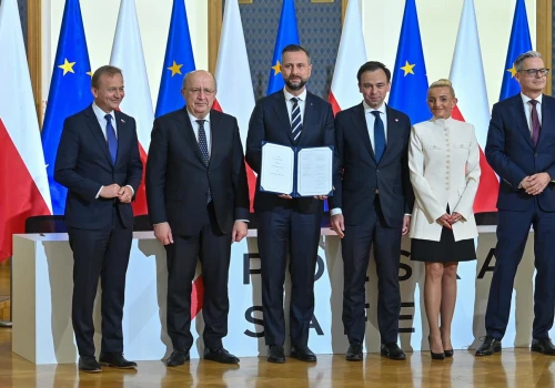 Umowa SAFE podpisana. 44 miliardy euro na bezpieczeństwo i armię