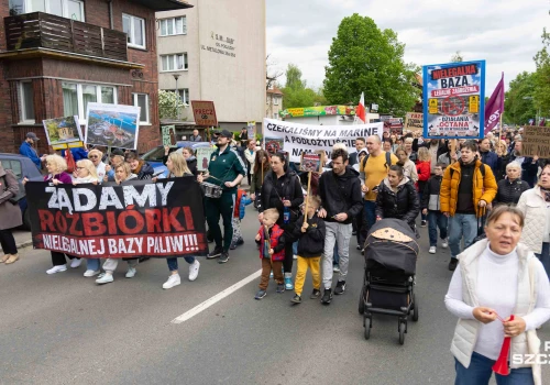 Protest w Podjuchach. Budowa baza paliwowej wzbudza silne emocje