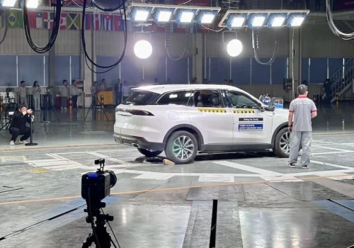 Widziałem na żywo chiński crash test. Oni się nas w ogóle nie boją