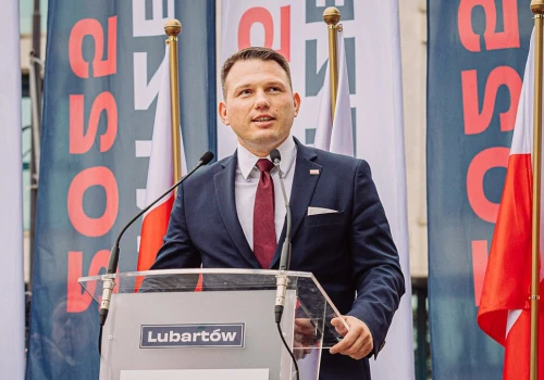 Mentzen dziękuje Sikorskiemu i ludziom Nawrockiego. „Nasze państwo czasem działa”