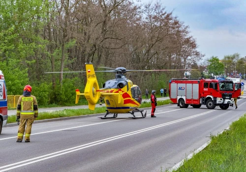 Groźny wypadek na hulajnodze elektrycznej. 14 – latka zabrana śmigłowcem do szpitala