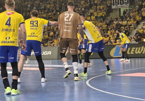 Piłka ręczna: W Kielcach bez niespodzianki – Industria zagra w finale walki o Mistrzostwo Polski