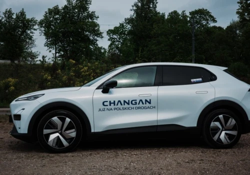 Changan zadebiutował w Polsce. Chiński gigant pokazał 4 auta i ujawnił cennik