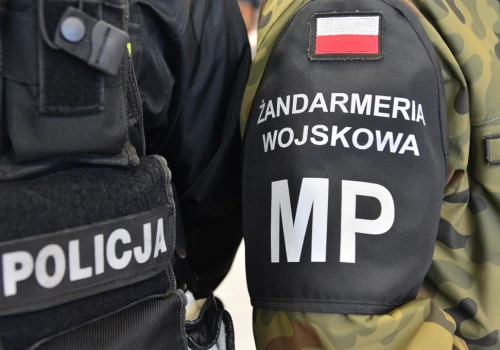 Niezidentyfikowany obiekt latający odnaleziony w okolicach Bartoszyc. Sprawę bada Żandarmeria Wojskowa