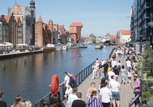 Polska liderem wolnych weekendów w UE. Mocny spadek liczby pracujących